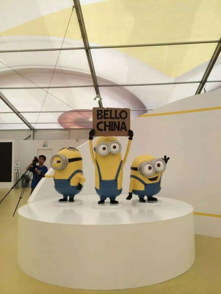 custom life size fiberglass sculpture handcrafted by tolili