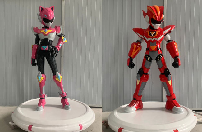 modern life size fiberglass sculpture with glossy finish by tolili