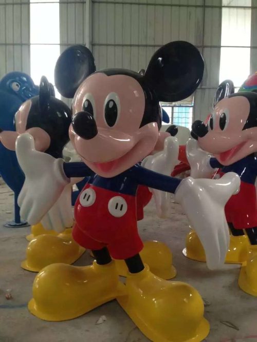 entrance gate mascot fiberglass sculpture