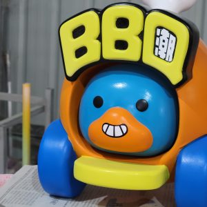 outdoor mascot fiberglass sculpture public display