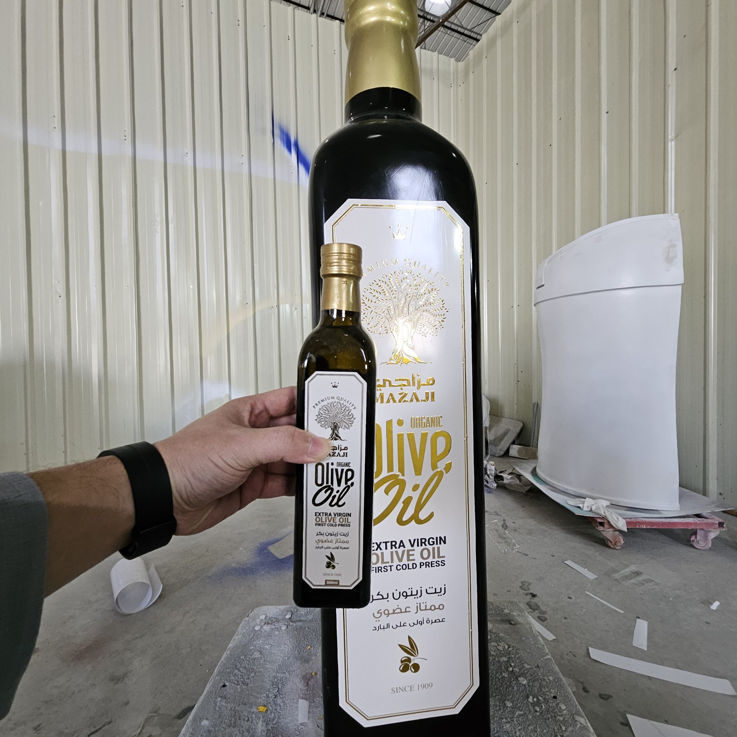 tolili fiberglass advertising display for retail promotion