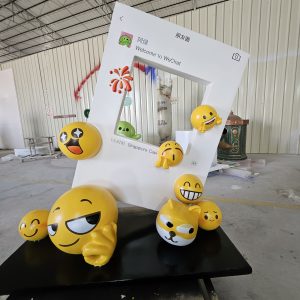 mascot fiberglass sculpture commercial display