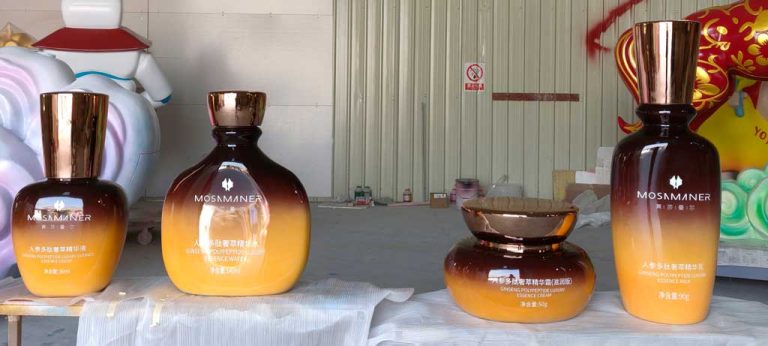 fiberglass advertising sculpture shopping mall display