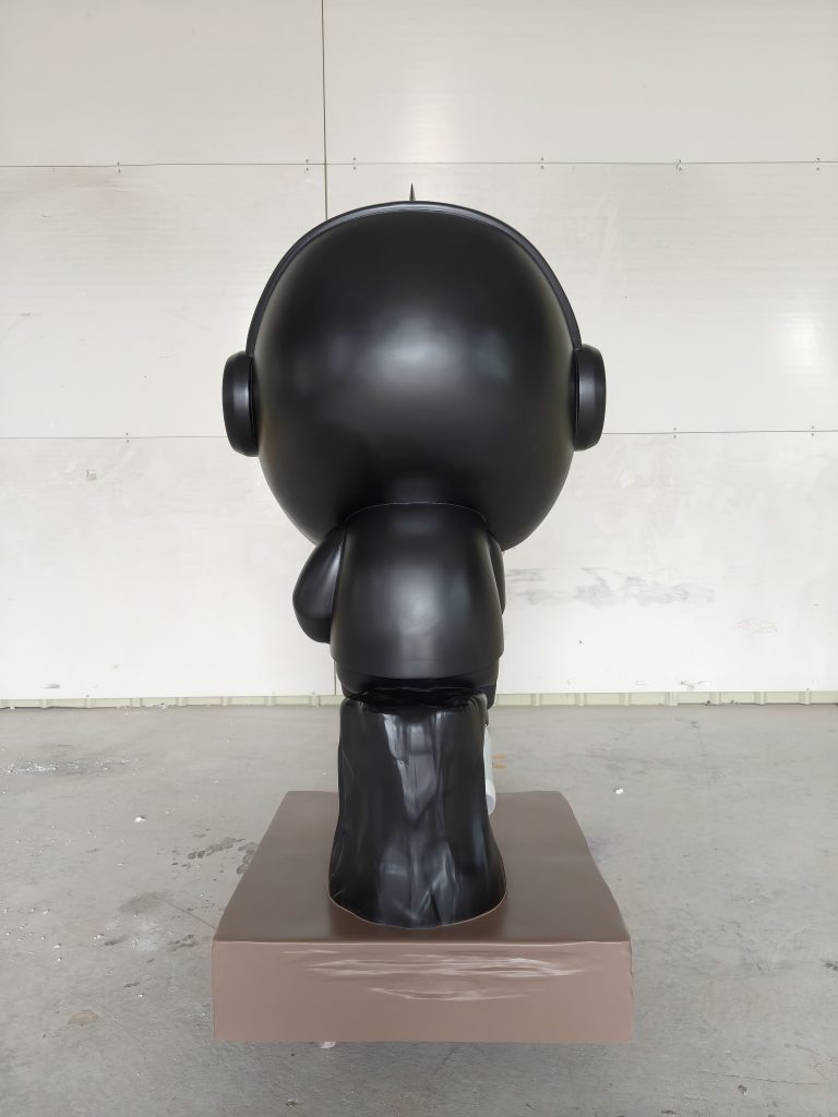 Commercial mascot fiberglass sculpture made by Tolili