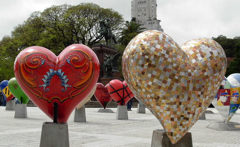 Live Hearts Sculpture Installation Buenos Aires