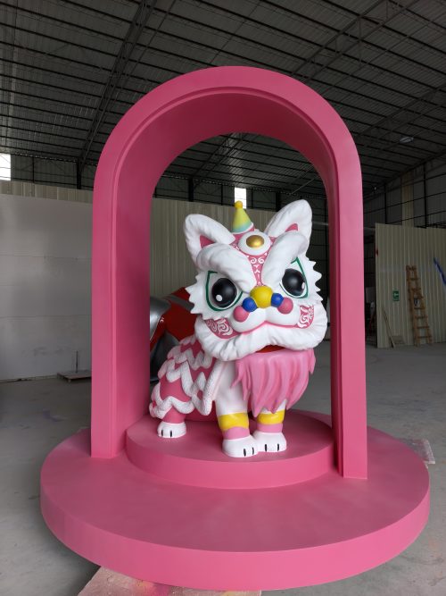 luxury shopping center mascot fiberglass sculpture display