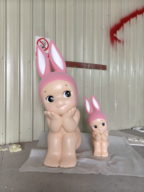 theme hotel decoration mascot fiberglass sculpture display