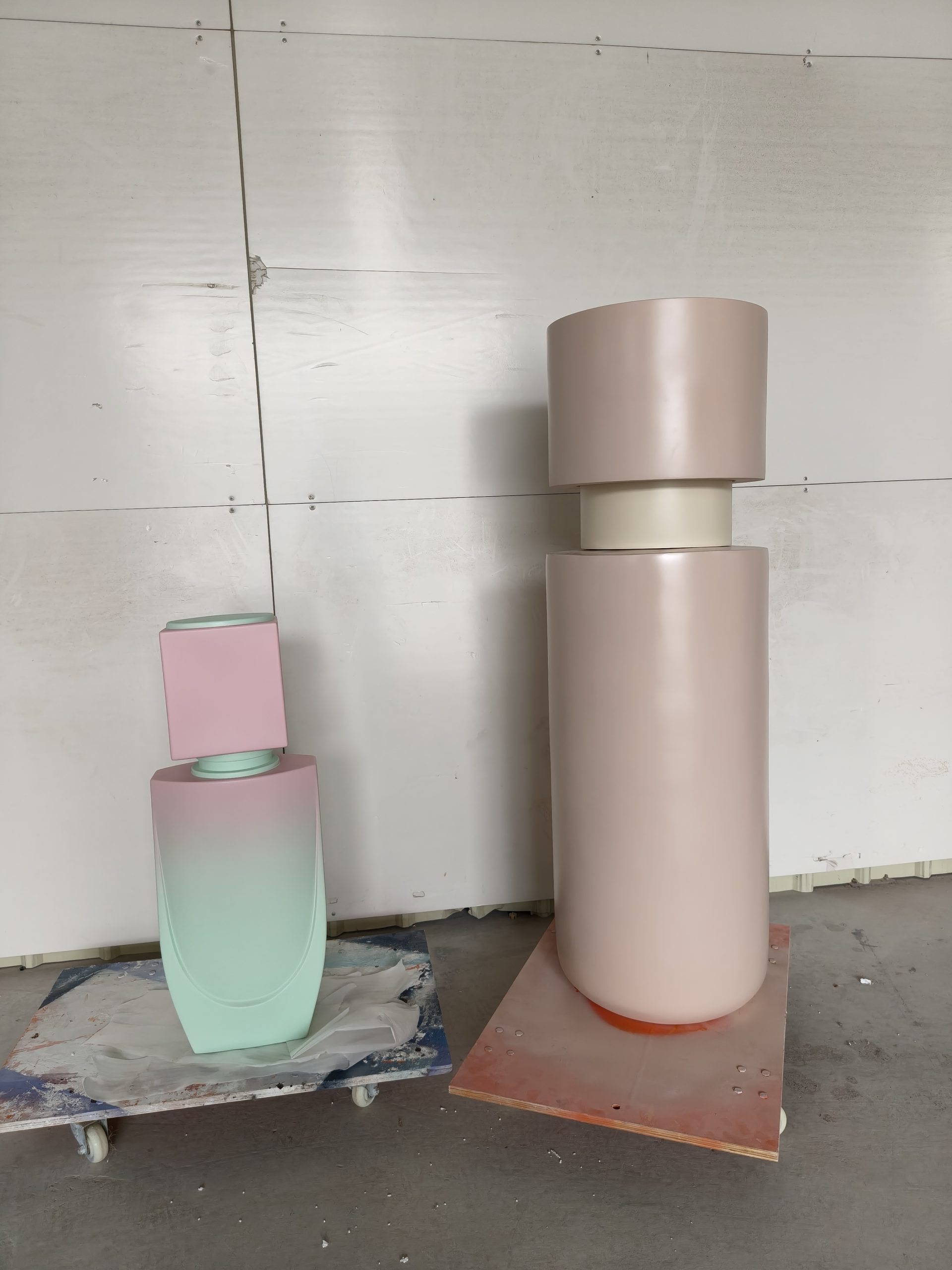 custom fiberglass sculpture retail storefront display