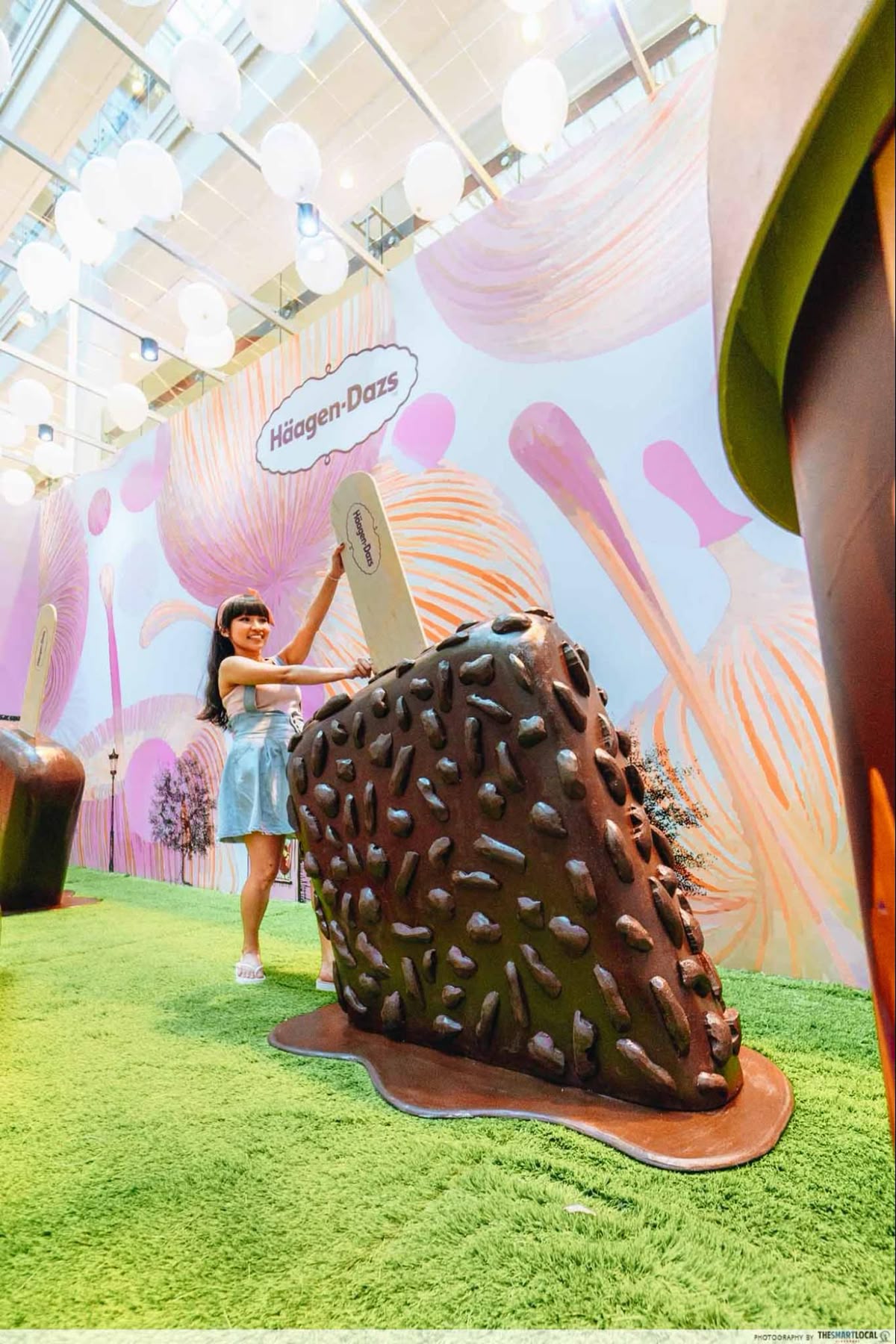 Tolili Chocolate Pop Sculpture
